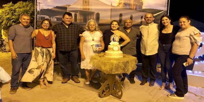 BOA VIAGEM – Ex-prefeito participa de festa religiosa no Distrito de Guia