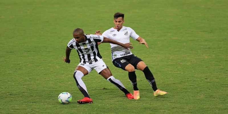 Com gol de Felipe Jonatan e seis expulsões, Ceará perde para Santos na Arena Castelão