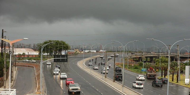 Fortaleza e mais 25 cidades do Ceará registram chuva em 24 horas