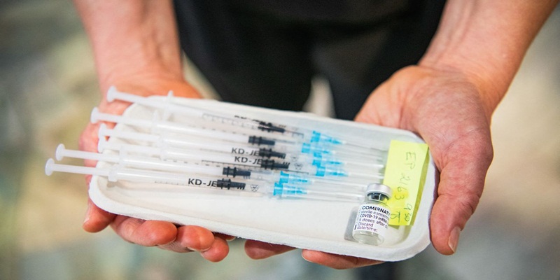 Vacina da Pfizer contra a Covid-19 tem registro definitivo concedido pela Anvisa