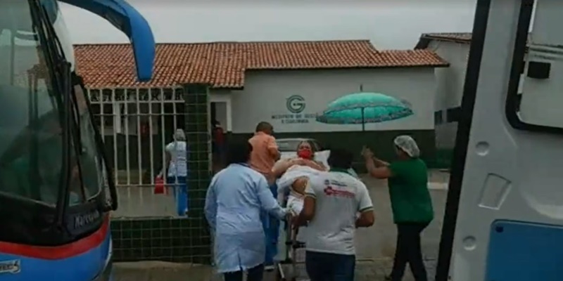 Mulher dá à luz gêmeos em ônibus durante viagem do Ceará ao Rio de Janeiro