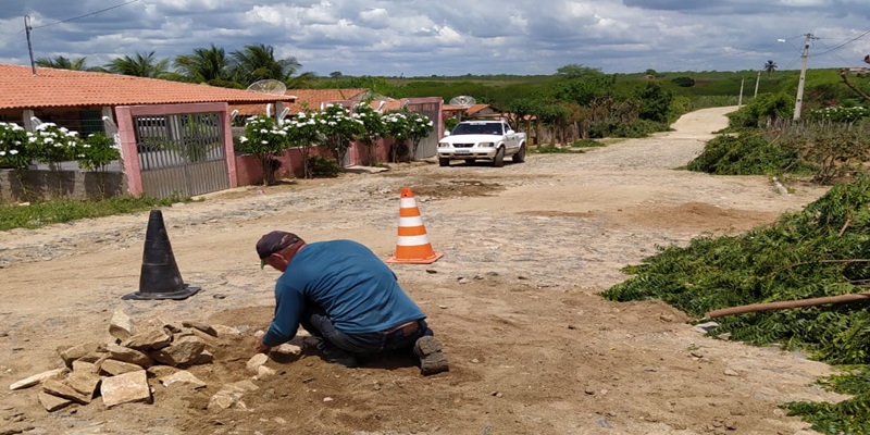 Calçamentos são recuperados no Distrito de Várzea da Ipoeira