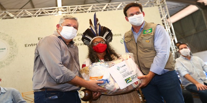 Governo Federal realiza no Ceará entrega simbólica mais de 74 mil cestas básicas
