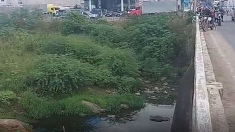 Homem cai na Ponte que liga o centro de Boa Viagem ao Bairro de Fátima