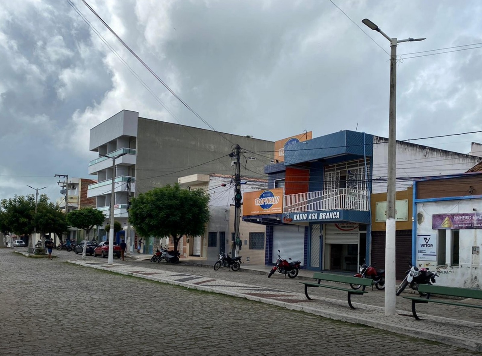 DIA DE TIRADENTES: O que funciona e que não funciona em Boa Viagem