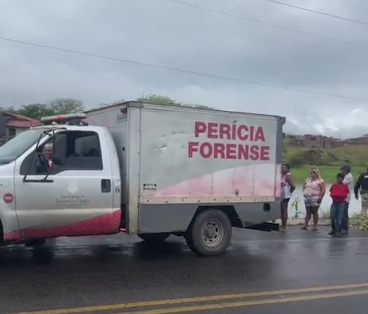 Corpo de um idoso é encontrado boiando em açudinho as margens da BR-020