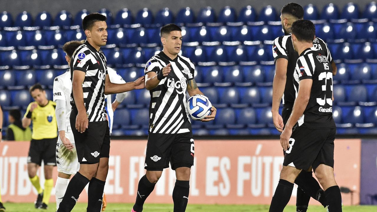 Adversário do Fortaleza na Sul-Americana, Libertad mantém sequência de oito jogos sem derrotas