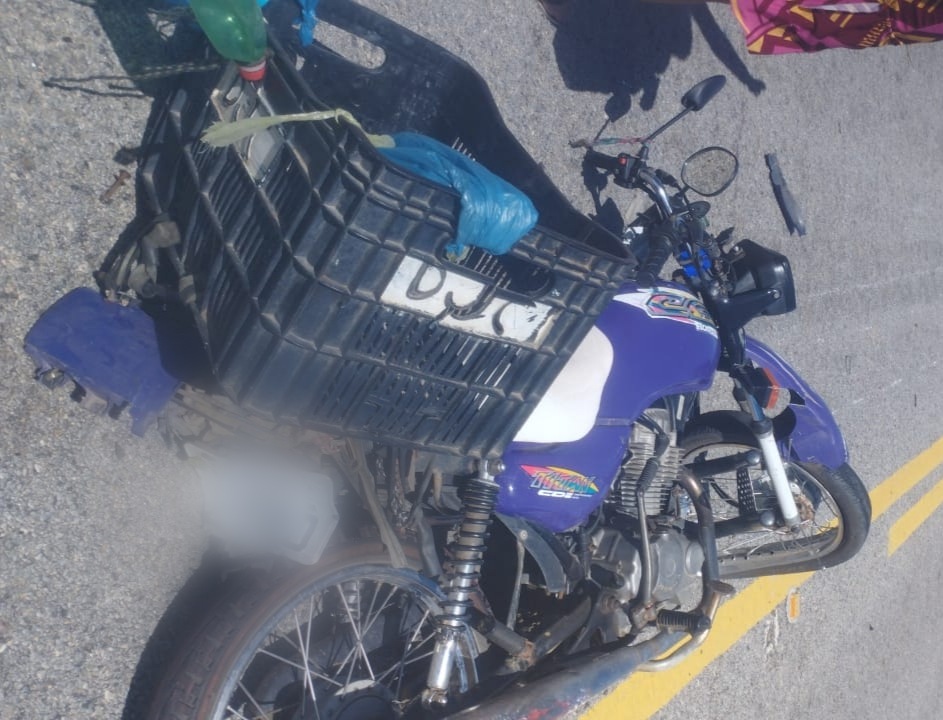 Acidente de trânsito entre motocicleta e caminhão deixa vítima fatal em Morada Nova