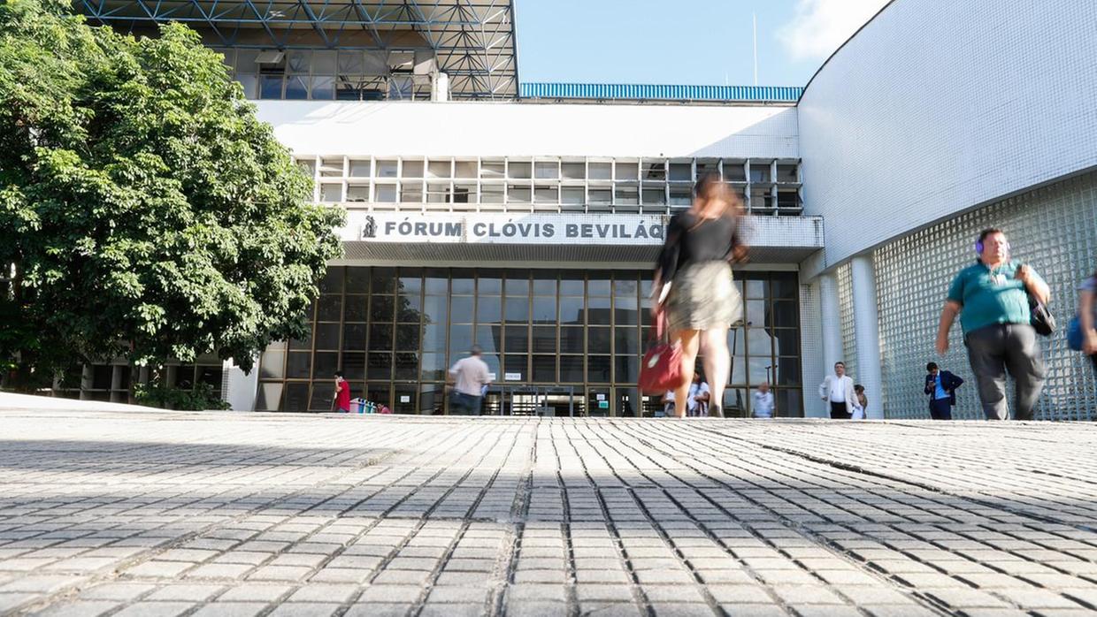 Mulher nega pedido de namoro por estar em outro relacionamento e acaba morta; acusado vai a júri