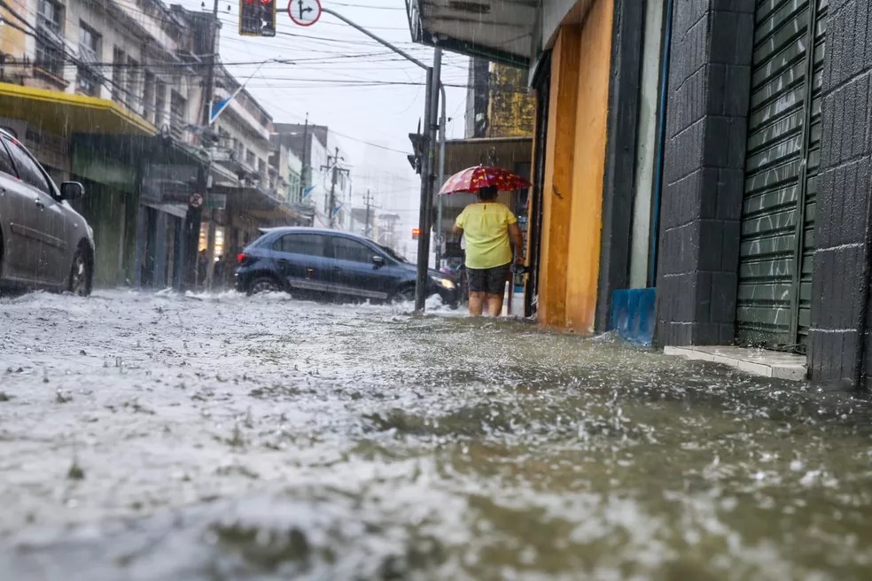 Inmet emite alerta de chuvas intensas para 102 cidades do Ceará, Boa Viagem é uma delas