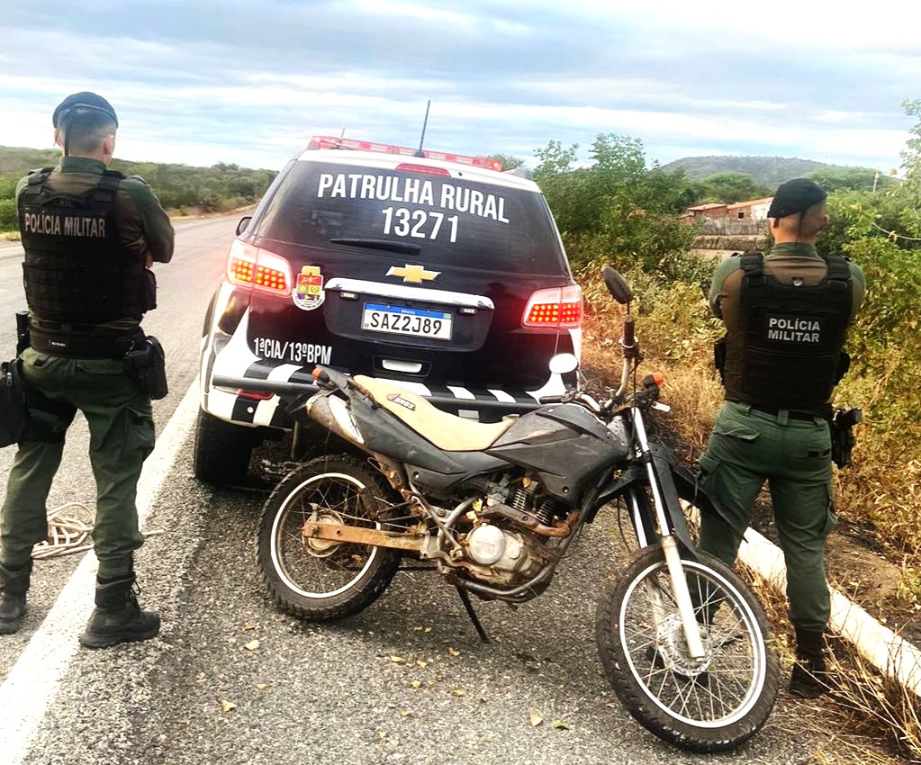 Moto roubada é encontrada na zona rural de Tauá