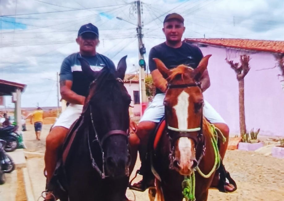 Pai e filho foram assassinados à bala em Poço D’água