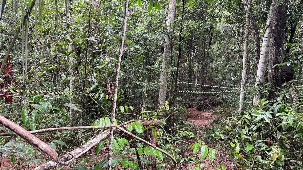 Polícia encontra 11 corpos enterrados em cemitério clandestino de MT