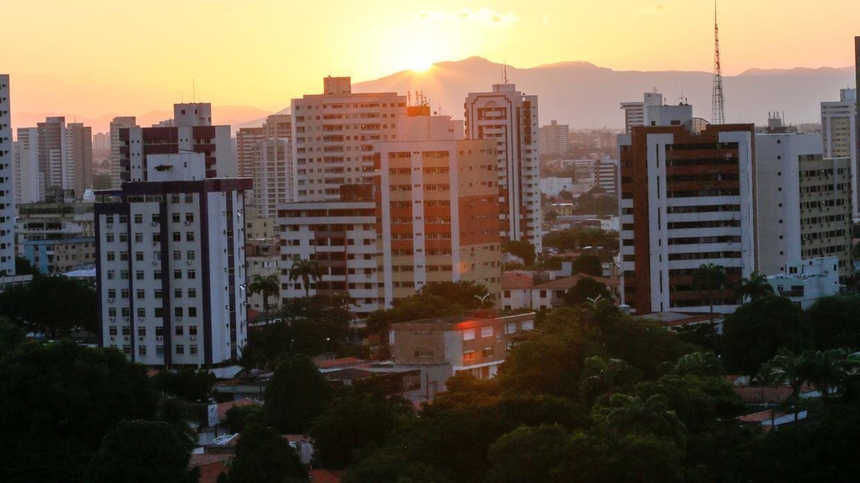 Ceará tem cidades na lista de 40 maiores temperaturas do Brasil neste mês; veja locais