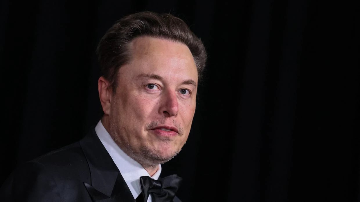 Musk diz que explosão de Tesla Cybertruk em frente a hotel de Trump foi causada por fogos de artifício ou bomba