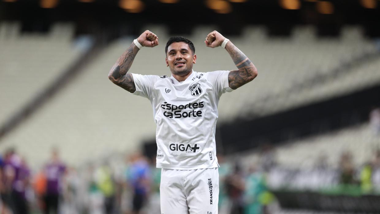 Galeano brilha, e Ceará vence Juazeirense por 2 a 0 pela Copa do Nordeste