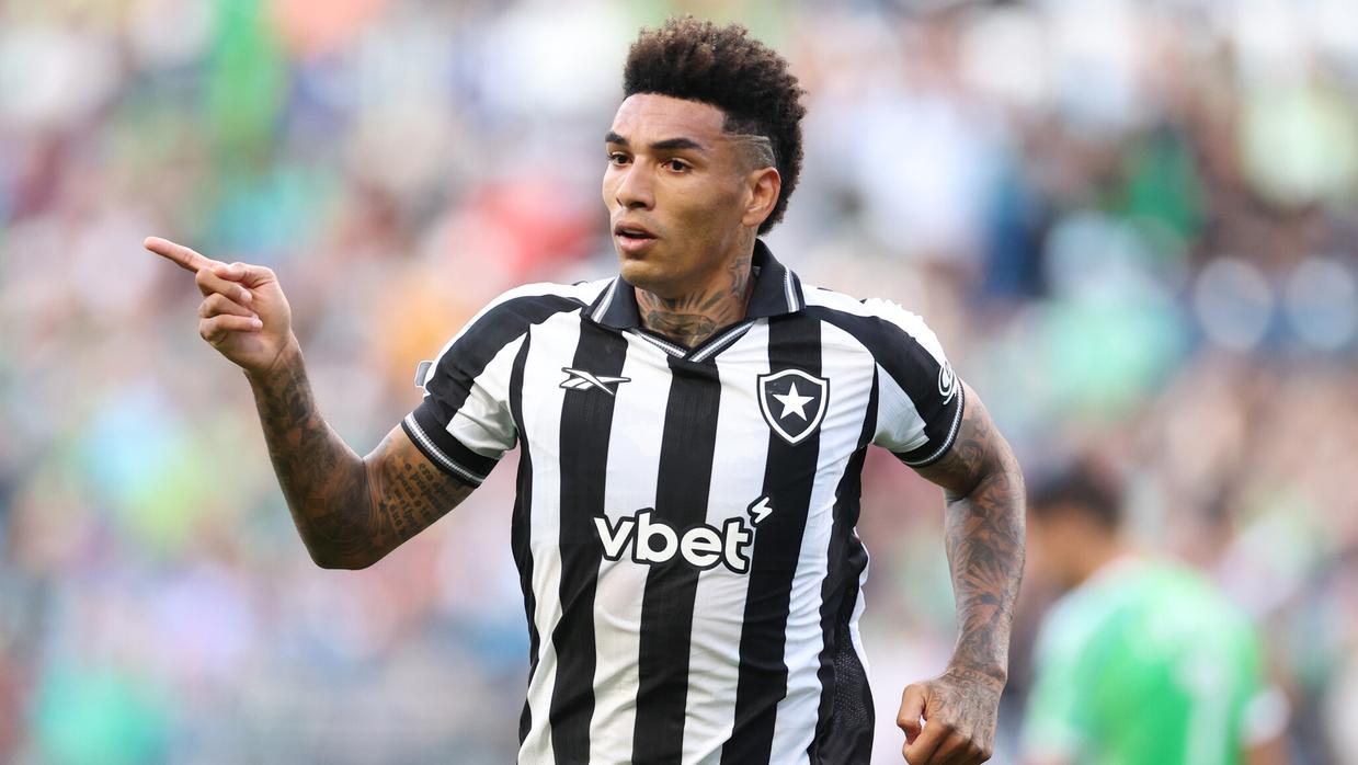 Jogos de hoje na TV: veja onde assistir e horário das partidas de quinta-feira (19)