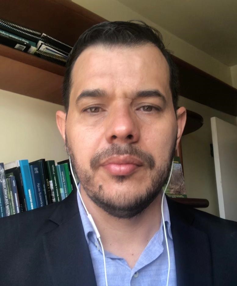 Professor Fernando Bezerra é eleito presidente do PT em Boa Viagem