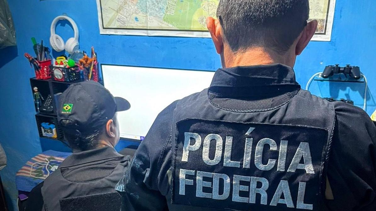 PF prende homem suspeito de compartilhar 400 arquivos de pornografia infantojuvenil em Fortaleza