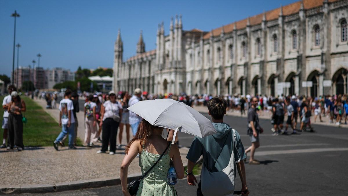 Ondas de calor provocam mortes em cidades da Europa