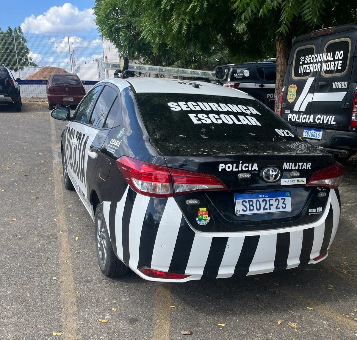 Patrulha escolar apreende adolescente com droga, em escola de Tamboril