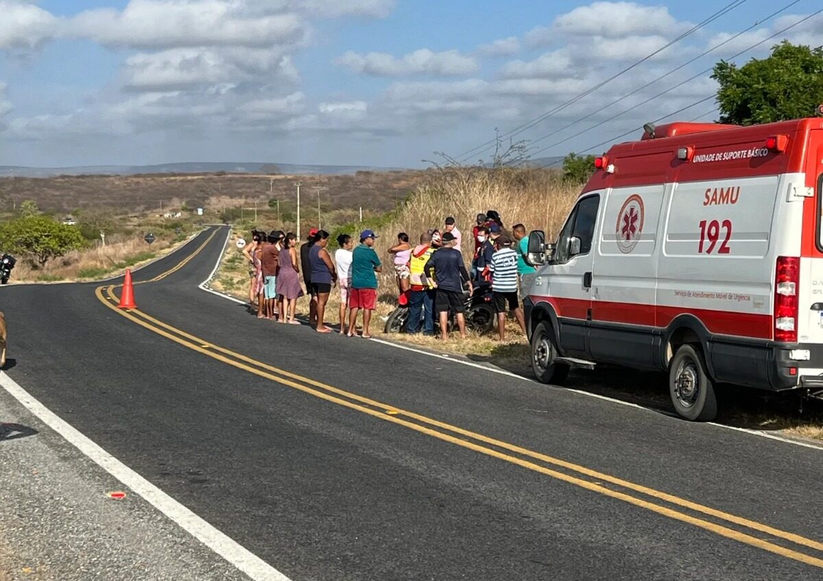 Homem morre após cair de motocicleta na zona rural de Crateús