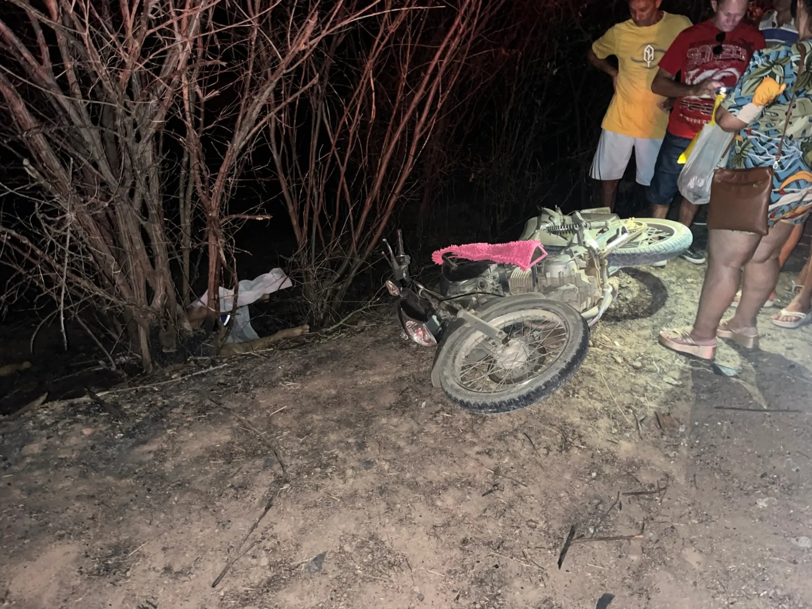 Homem morre em acidente de motocicleta na CE-187, em Crateús