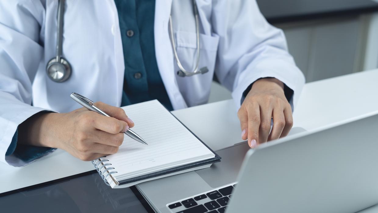 MEC suspende edital para novos cursos privados de medicina