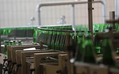 Câmara aprova até 15 anos de prisão para quem adulterar bebidas e gerar mortes