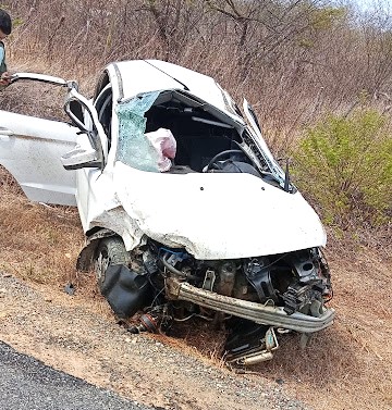 Médica sofre grave acidente da CE-187 em Tauá