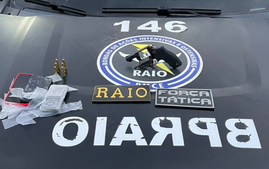 POLÍCIA – Mulher é presa por porte ilegal de arma de fogo em Boa Viagem-CE
