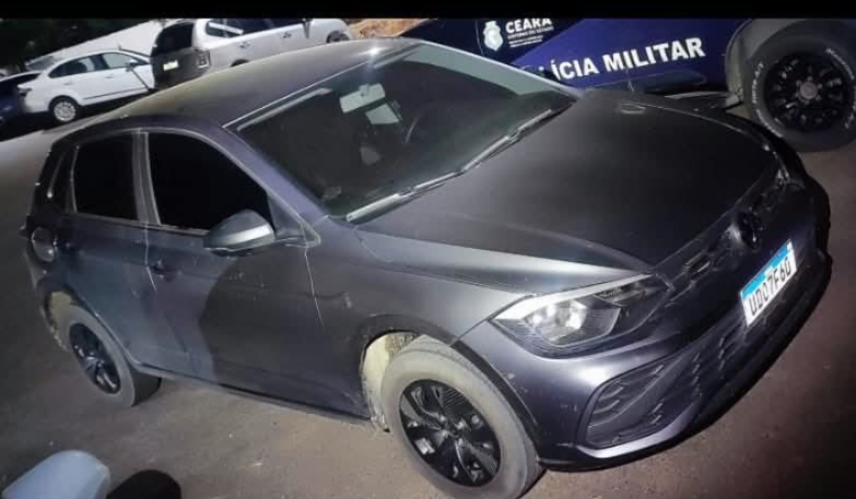 POLÍCIA – Boa-viagense é detido em veículo com queixa de roubo em Tamboril