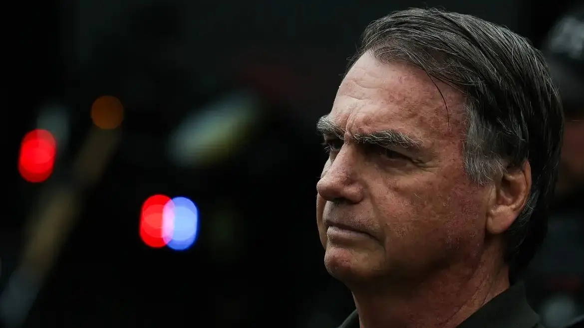 POLÍTICA – MP Militar pede ao STM a perda de patente de Bolsonaro e outros quatro militares