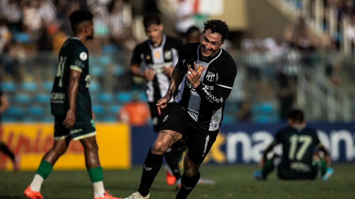 FUTEBOL – Ceará vence Floresta e larga em vantagem por vaga na final do Campeonato Cearense