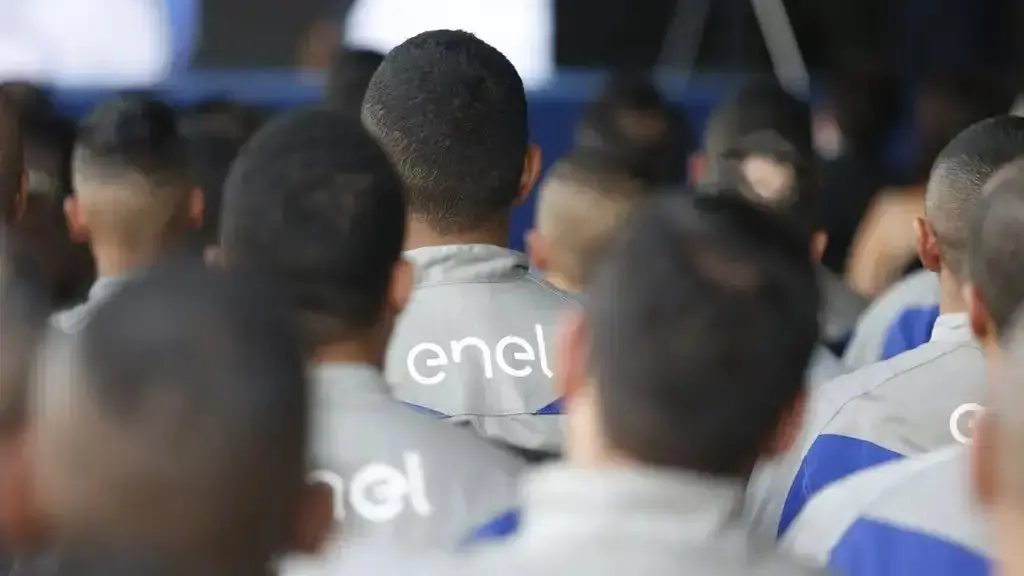 NEGÓCIOS – O que está por trás da decisão de antecipar a concessão da Enel no Ceará por mais 30 anos?