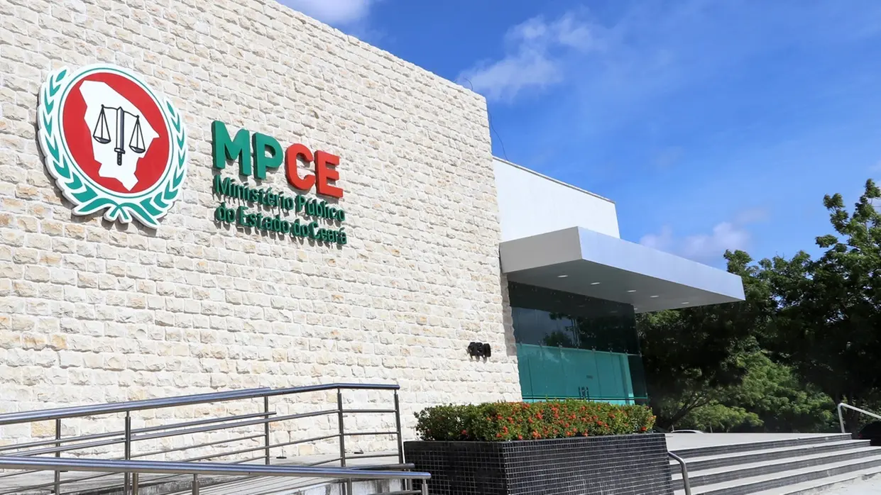 SEGURANÇA – MPCE denuncia 38 suspeitos de desviar mais de R$ 7 milhões em prefeituras do CE