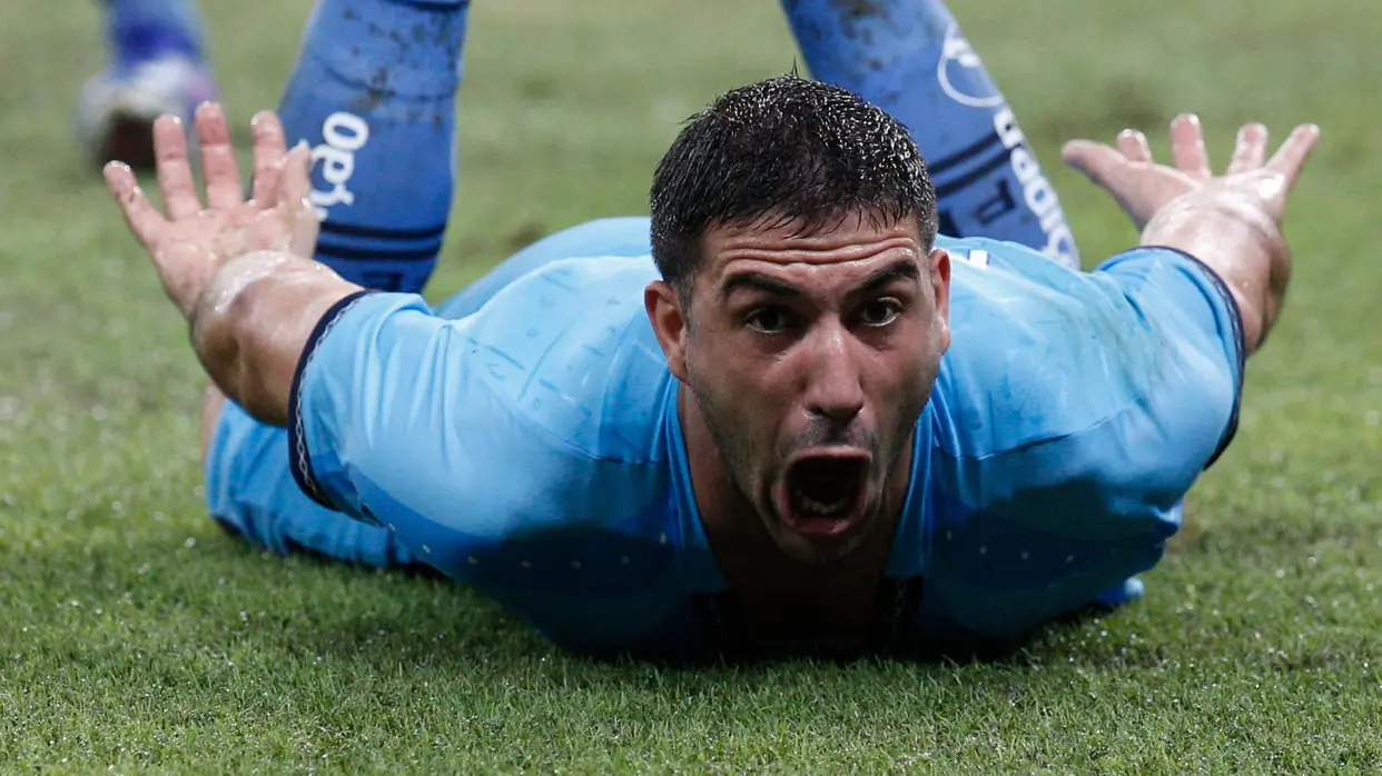 FUTEBOL – Com dois gols nos acréscimos, Fortaleza vence Sport e avança na Copa do Nordeste