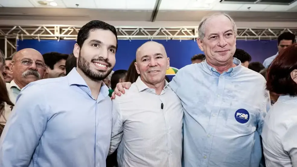 ELEIÇÕES 2026 – André Fernandes anuncia apoio à pré-candidatura de Ciro Gomes ao Governo do Ceará