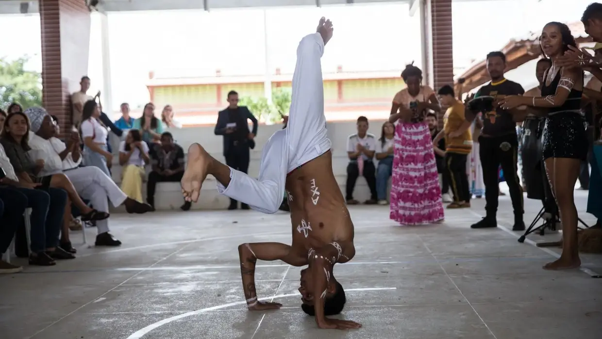 EDUCAÇÃO – Ensino de cultura e história afro-brasileira é obrigatório na educação há 23 anos