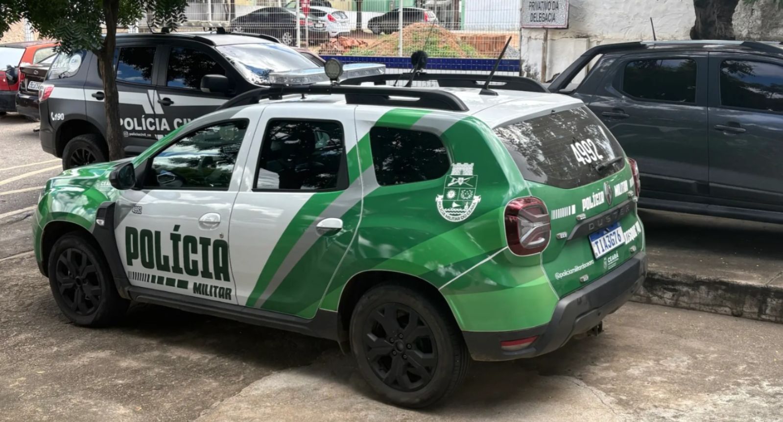 SEGURANÇA – Duas pessoas presas por porte ilegal de arma de fogo e receptação em Boa Viagem