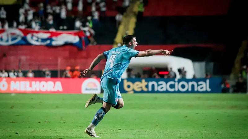 FUTEBOL – Fortaleza bate o Sport na Ilha do Retiro e garante vaga na final da Copa do Nordeste