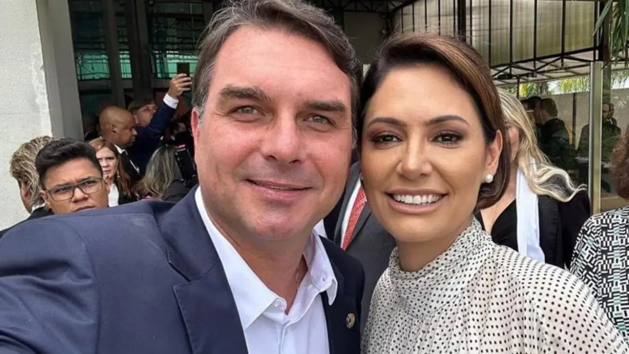 ELEIÇÕES 2026 – Flávio e Michelle Bolsonaro se reaproximam, fortalecem Priscila Costa ao Senado e redesenham alianças da oposição no Ceará