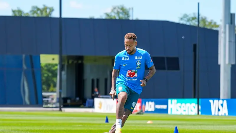 FUTEBOL – Neymar estará disponível para Brasil x Escócia, garante Ancelotti