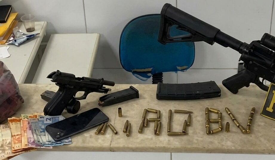 POLÍCIA – Suspeito morre em intervenção policial e armas de grosso calibre são apreendidas em Boa Viagem