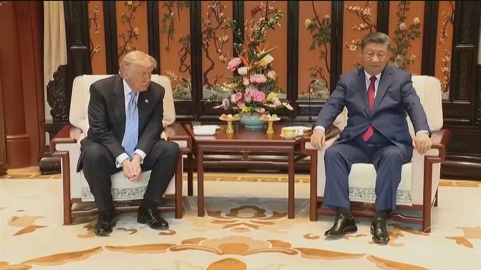 GUERRA – Trump diz que, se China e Rússia estivessem fornecendo armas ao Irã, ‘seria muito ruim para eles’