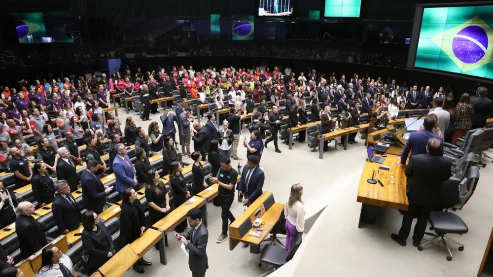 POLÍTICA – Em ano eleitoral, Congresso pressiona governo com pautas-bomba no segundo semestre