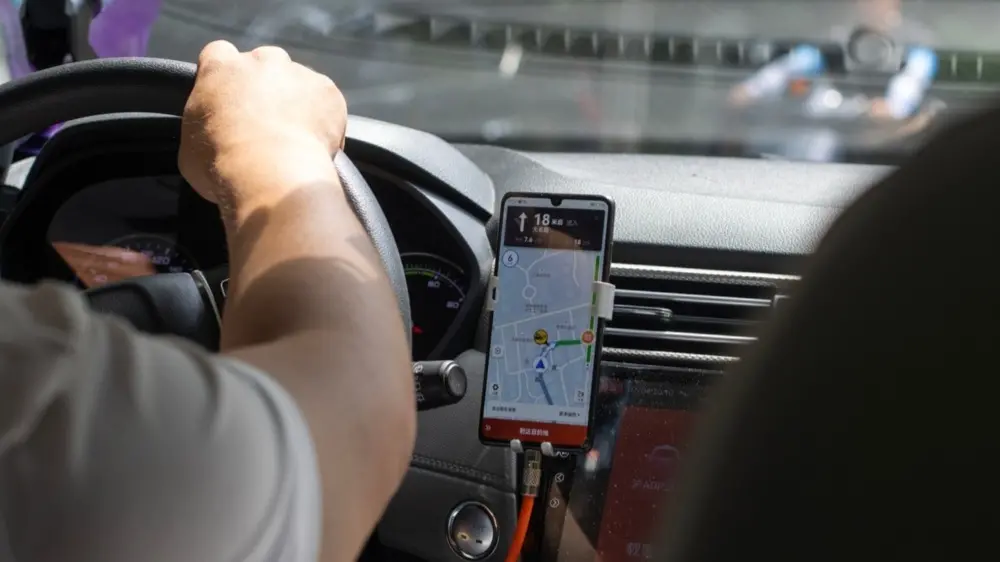 SEGURANÇA – Mulher é sequestrada e extorquida após pedir carro de aplicativo em área nobre de Fortaleza