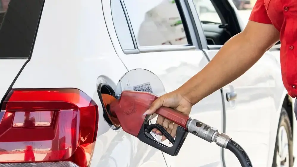 NEGÓCIOS – Percentual de etanol na gasolina subirá para 32%, decide Governo Federal