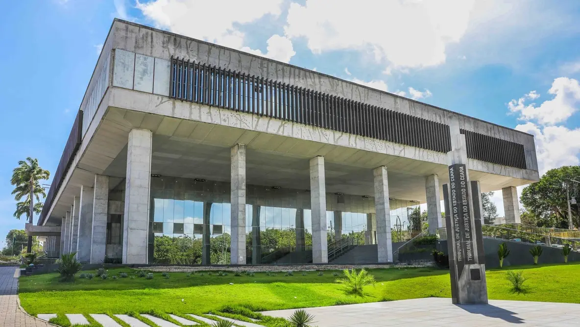 CEARÁ – Mãe da bebê morta em Fortaleza consegue medidas protetivas contra ex por histórico de violência