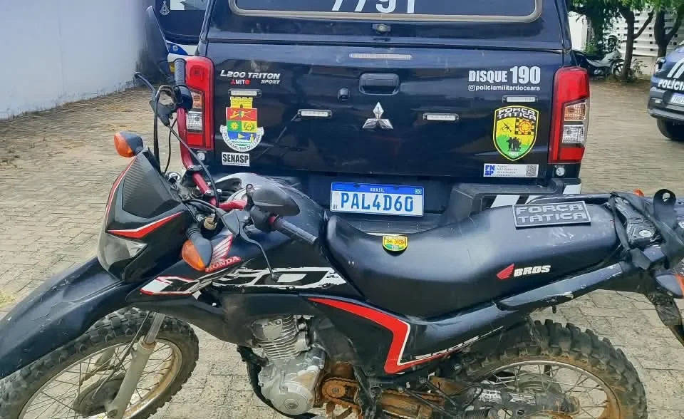 POLÍCIA – Motocicleta com sinais de adulteração é apreendida em Independência